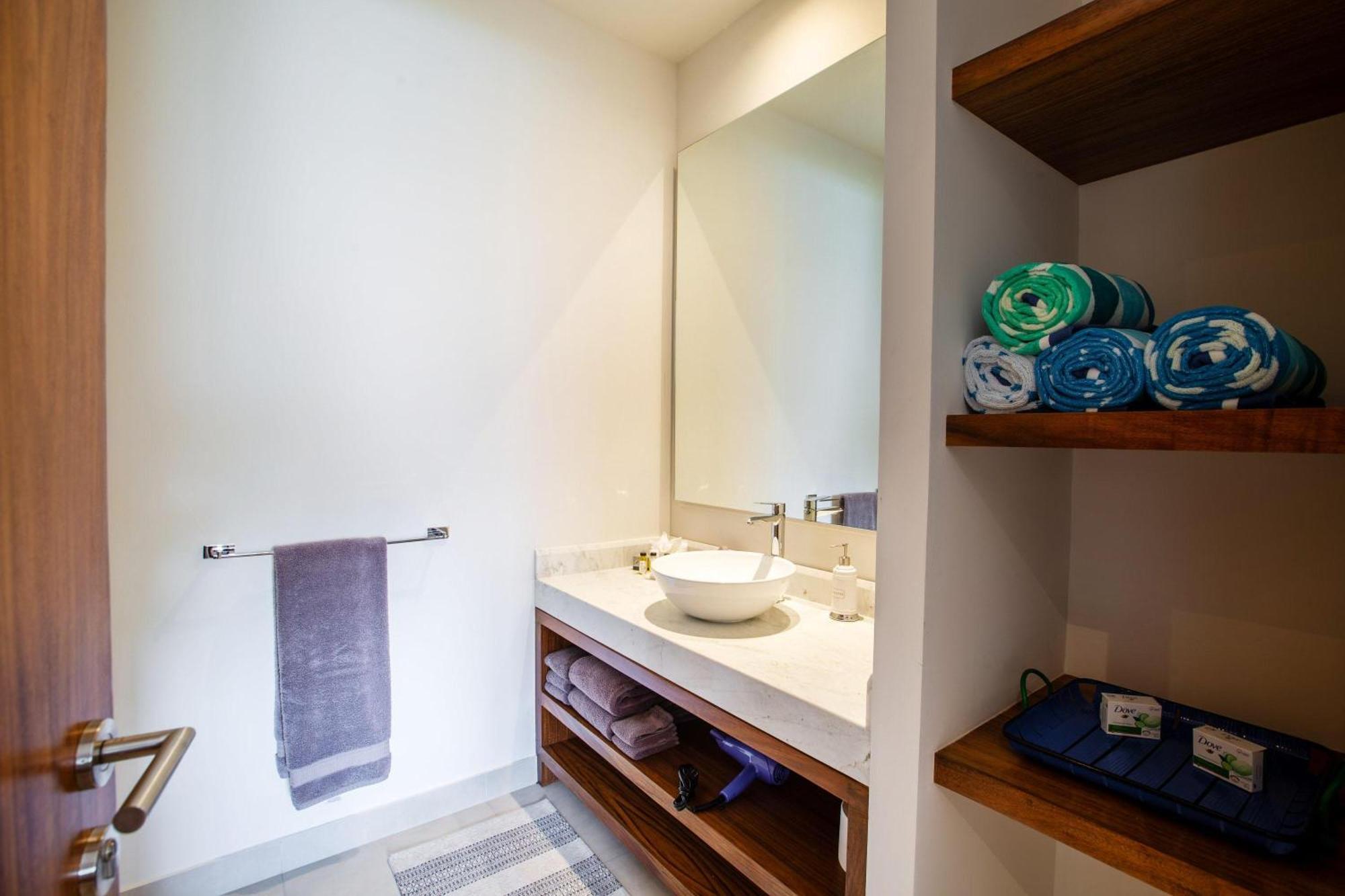 Sleek Versalles 2br Roma Encore Puerto Vallarta