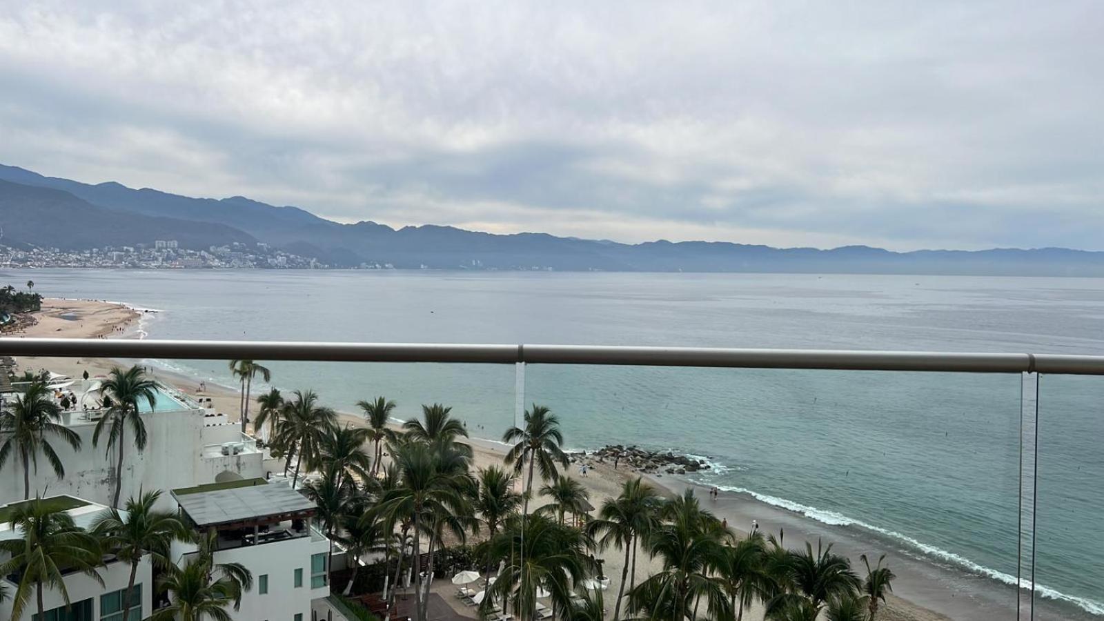 Icon Vallarta, *