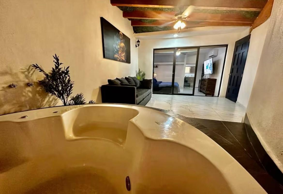 Casa Luna Villa *