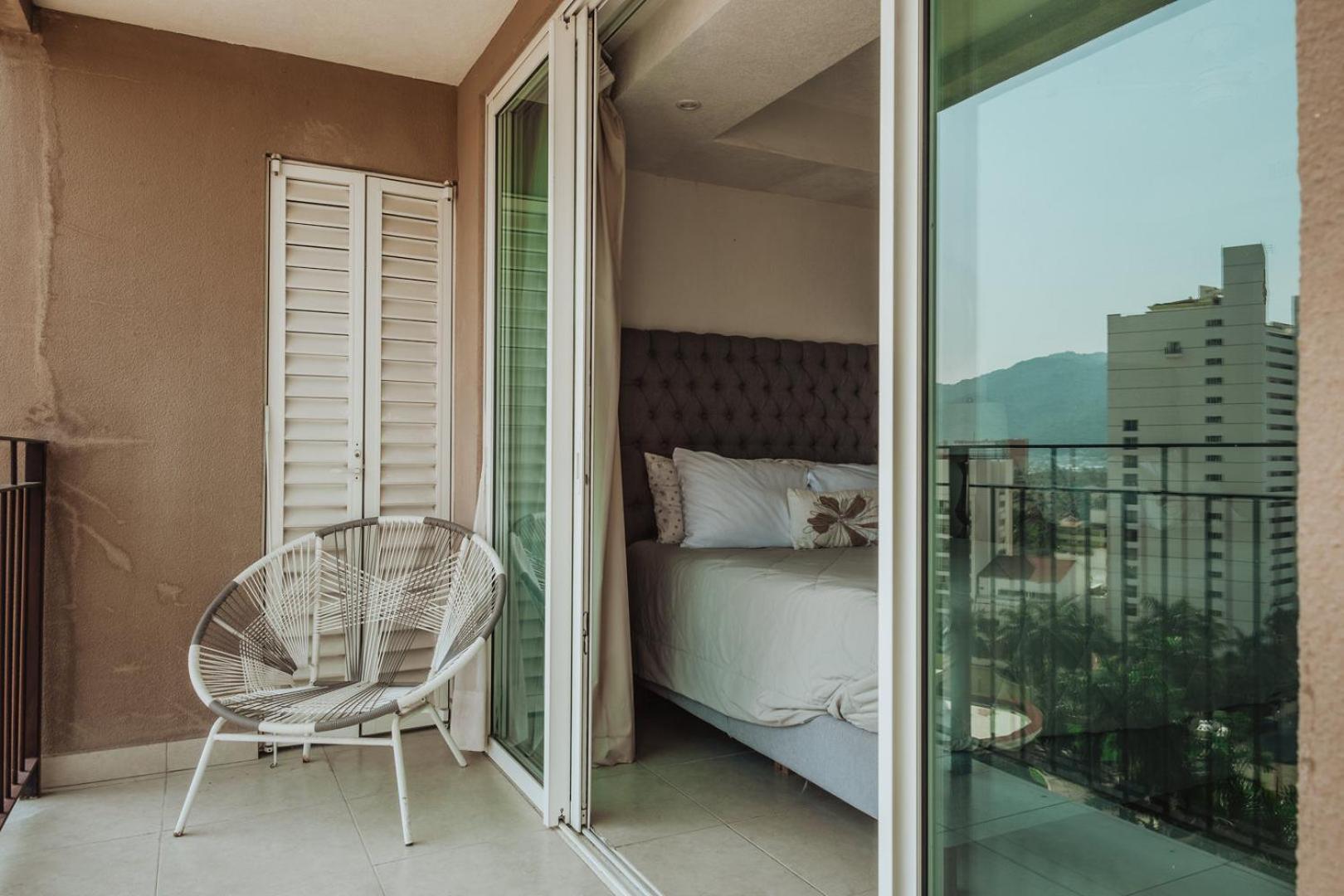 Grand Venetian Beachfront Apartment Puerto Vallarta