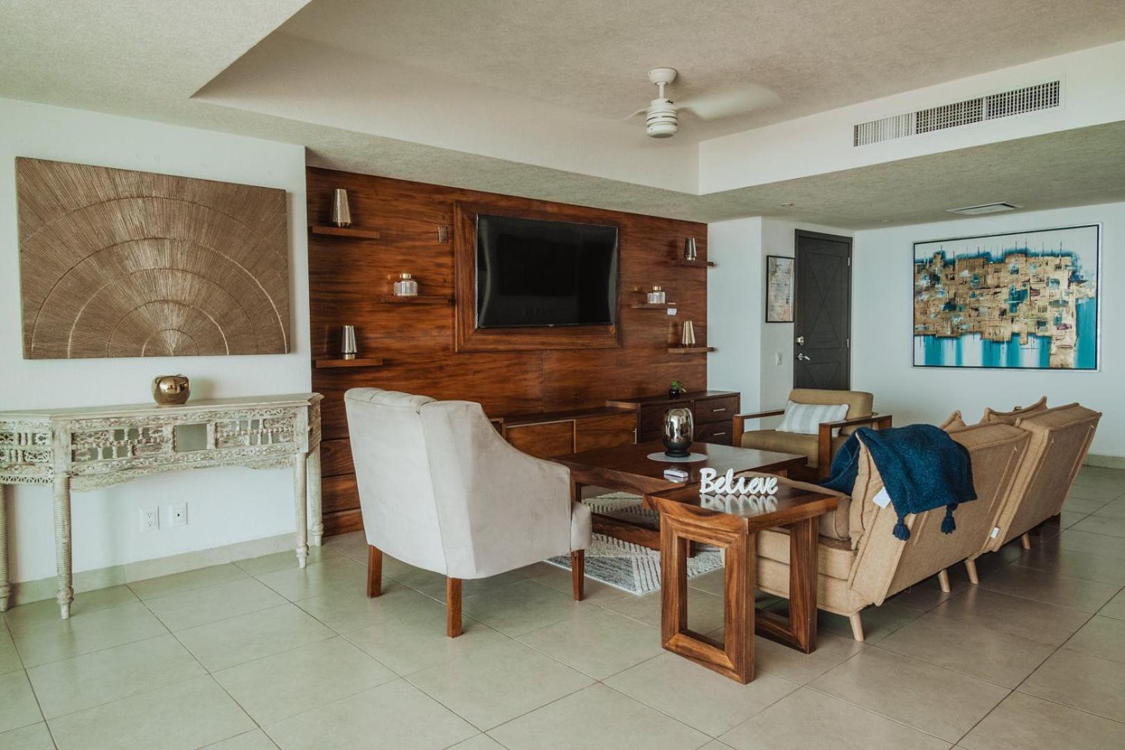 Grand Venetian Beachfront Puerto Vallarta