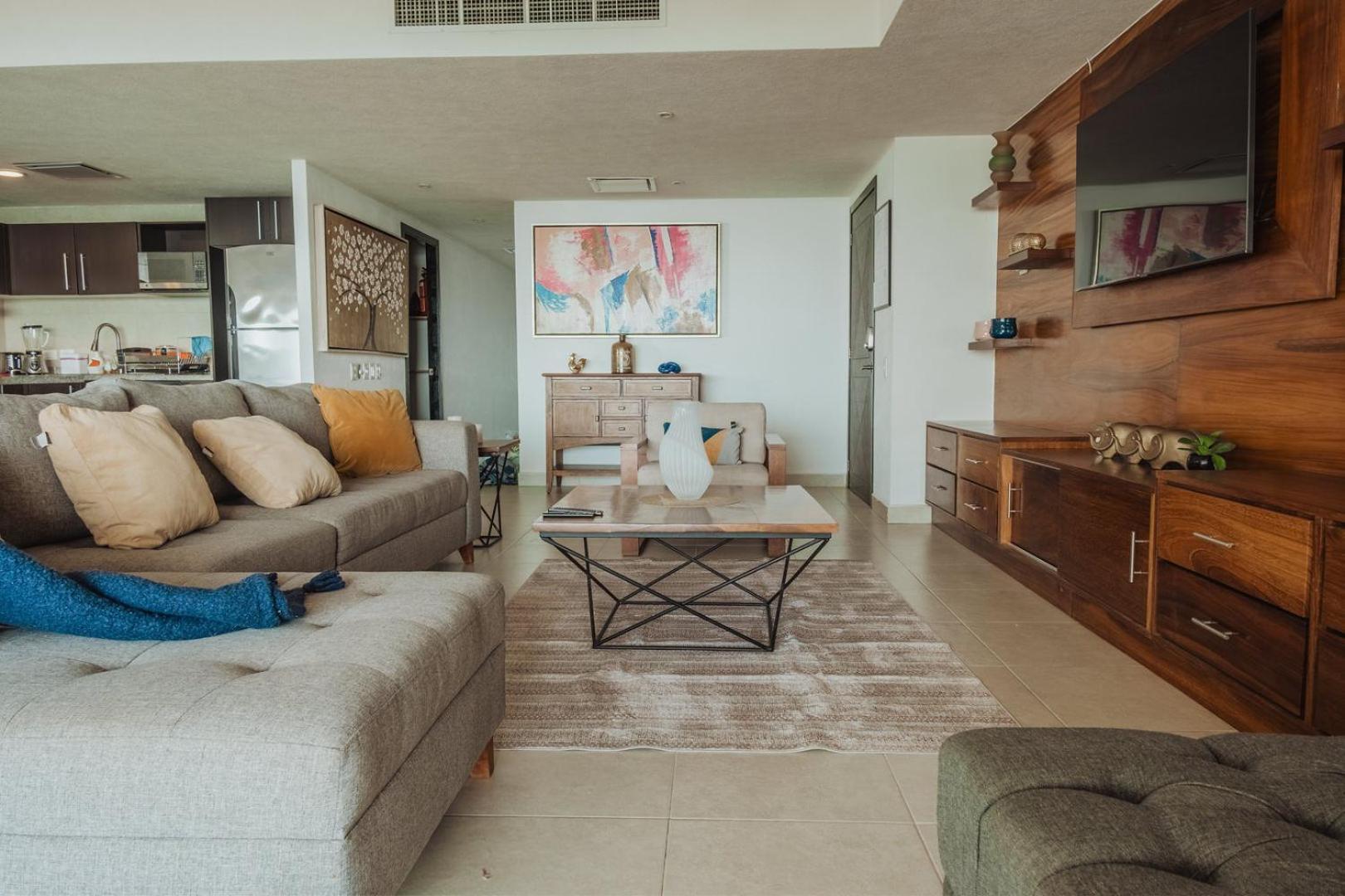 Grand Venetian Beachfront Apartment Puerto Vallarta