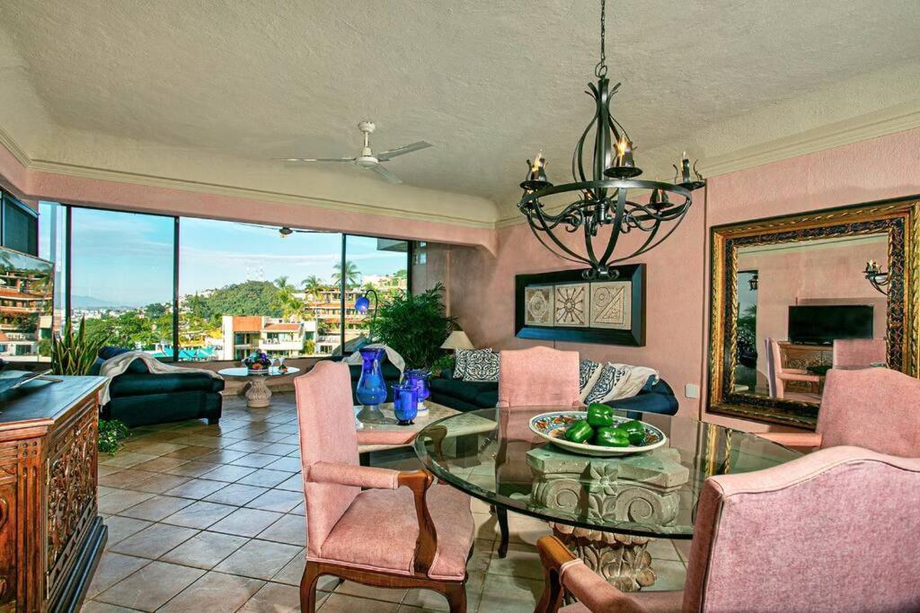 Amapas Oasis With Panoramic Views, Walk To Apartment Puerto Vallarta