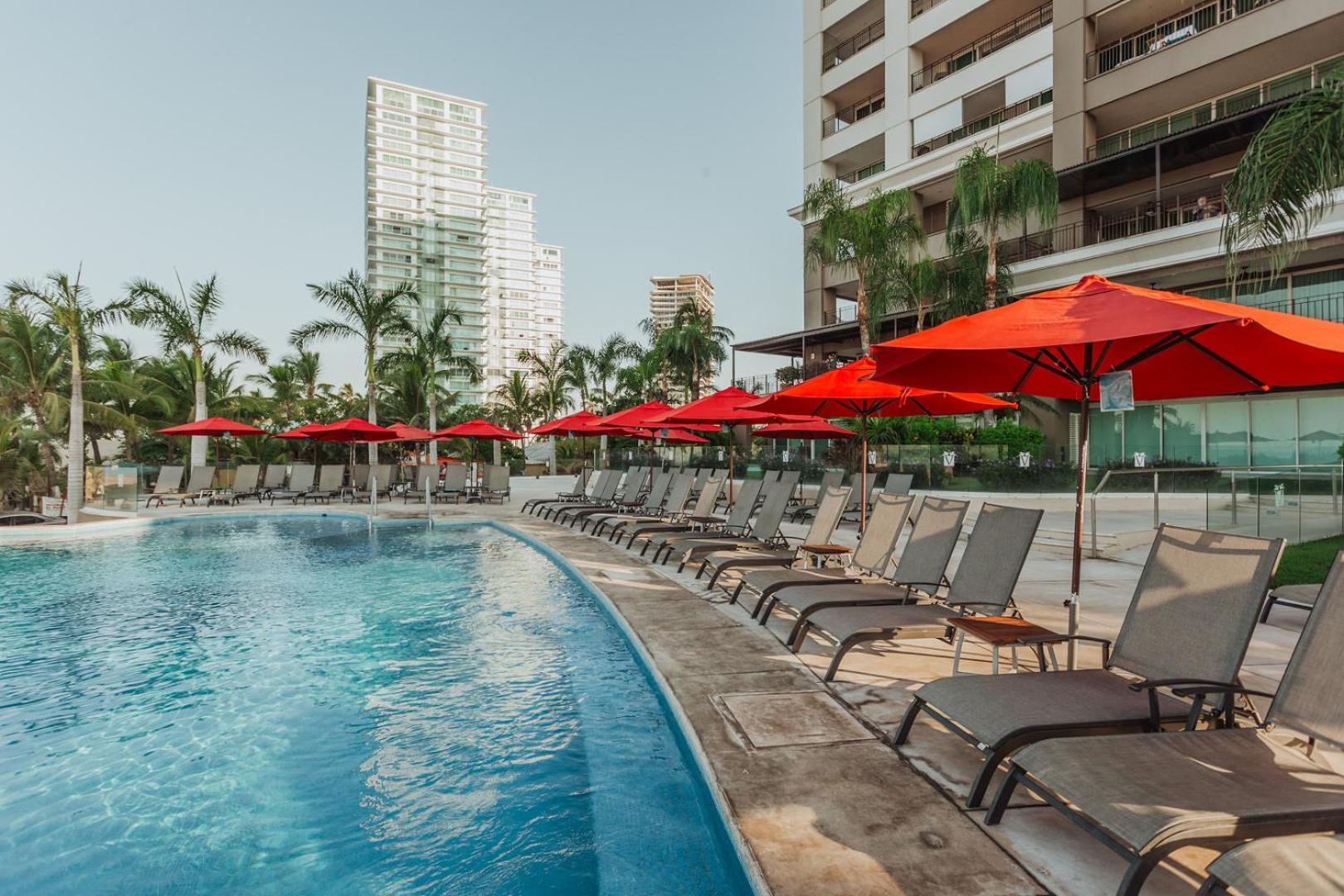 Grand Venetian Beachfront * Puerto Vallarta