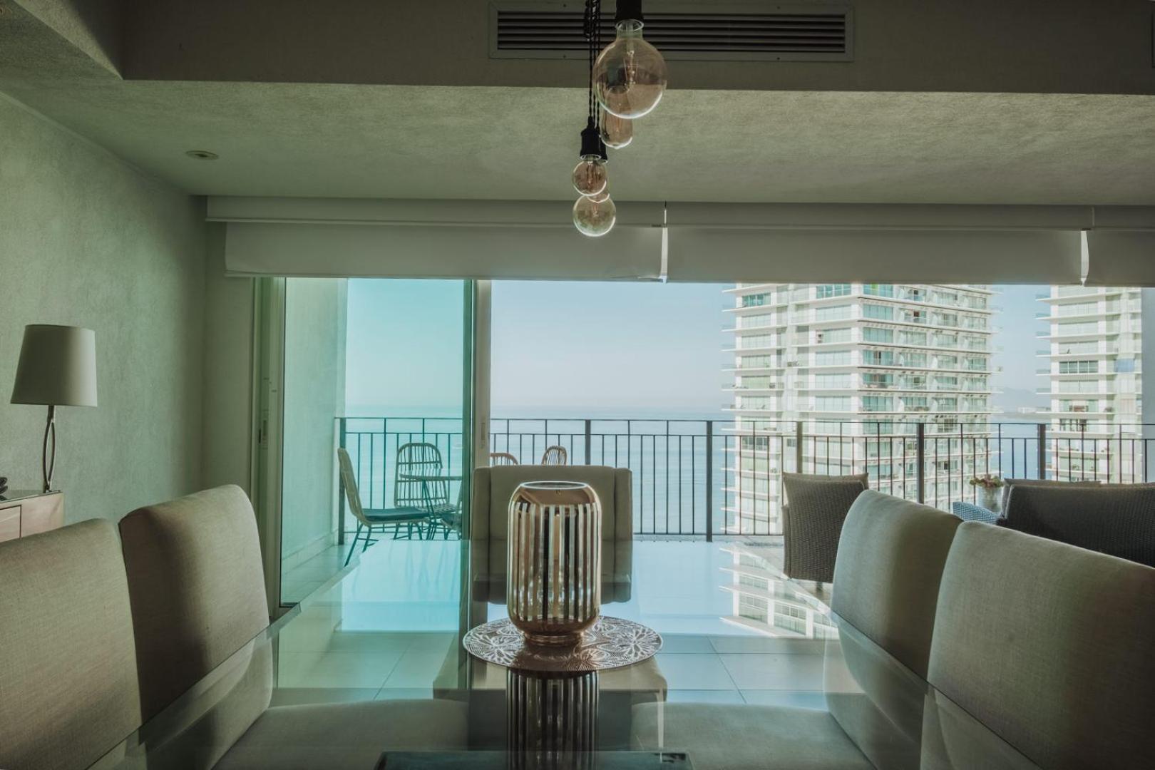 Grand Venetian Beachfront