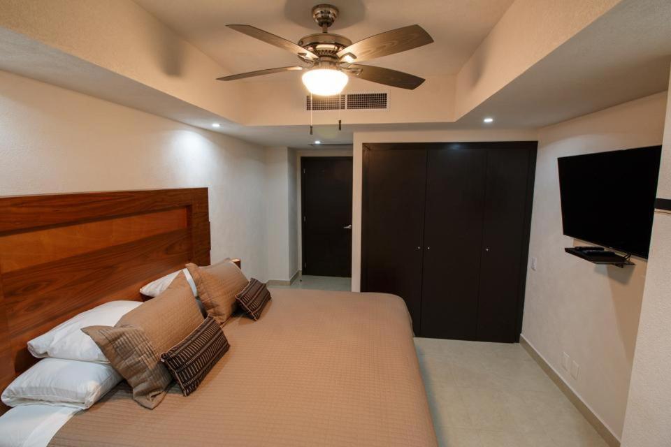 Сasa de vacaciones Beachfront With Access To Pools, Gym, Tennis Court *