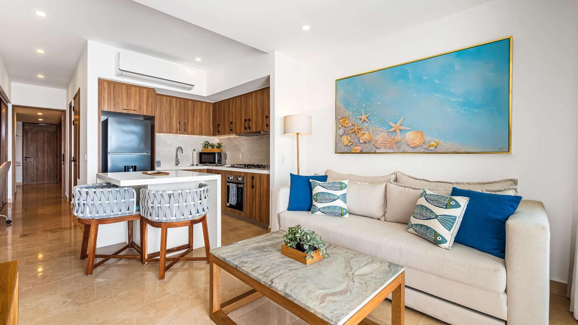 Oceanfront 1br With Balcony - Sea View & Pools * Puerto Vallarta