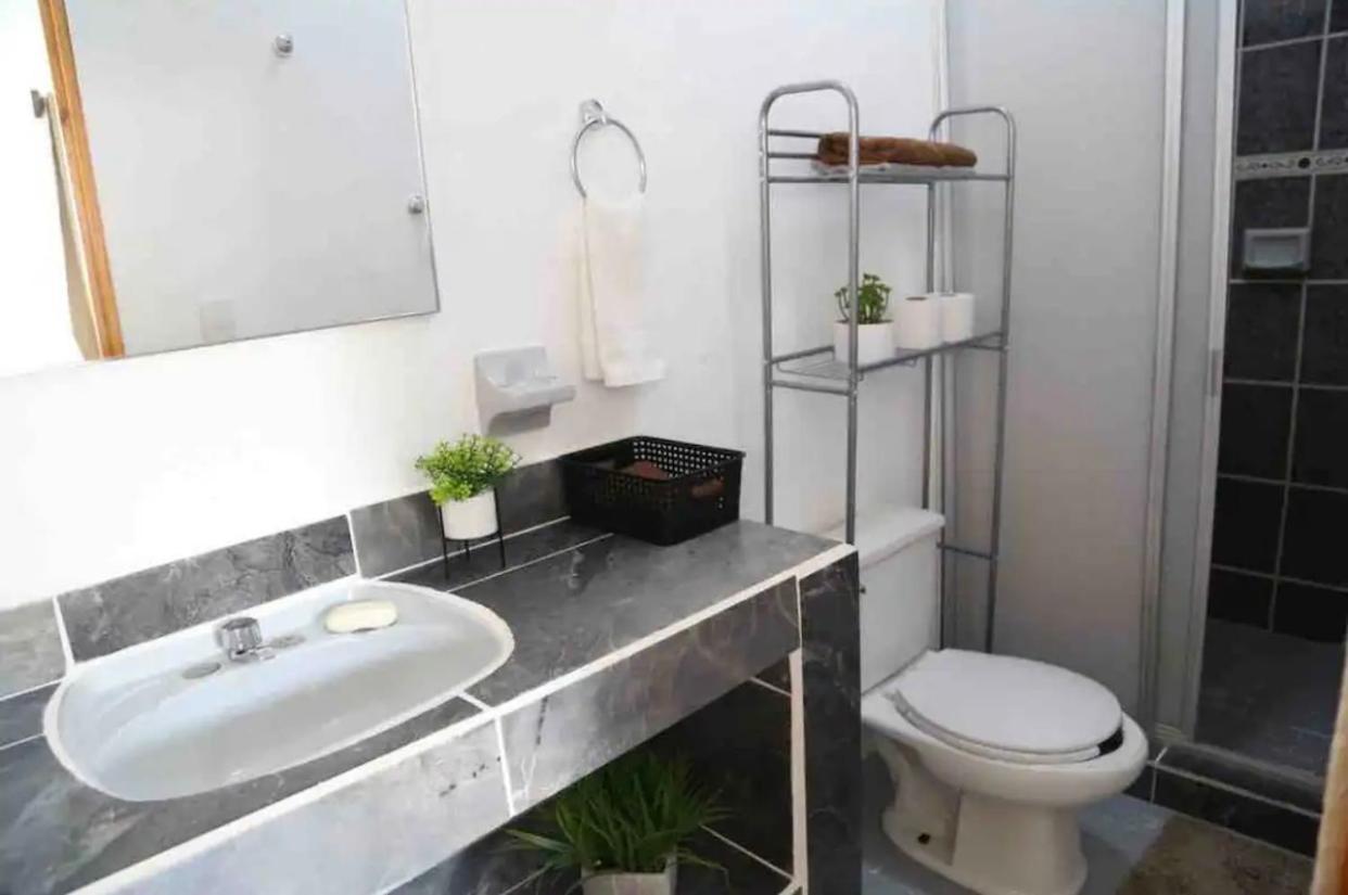 Apartment 09 Independiente En Zona Romantica A Solo 3 Cuadras De La Playa *