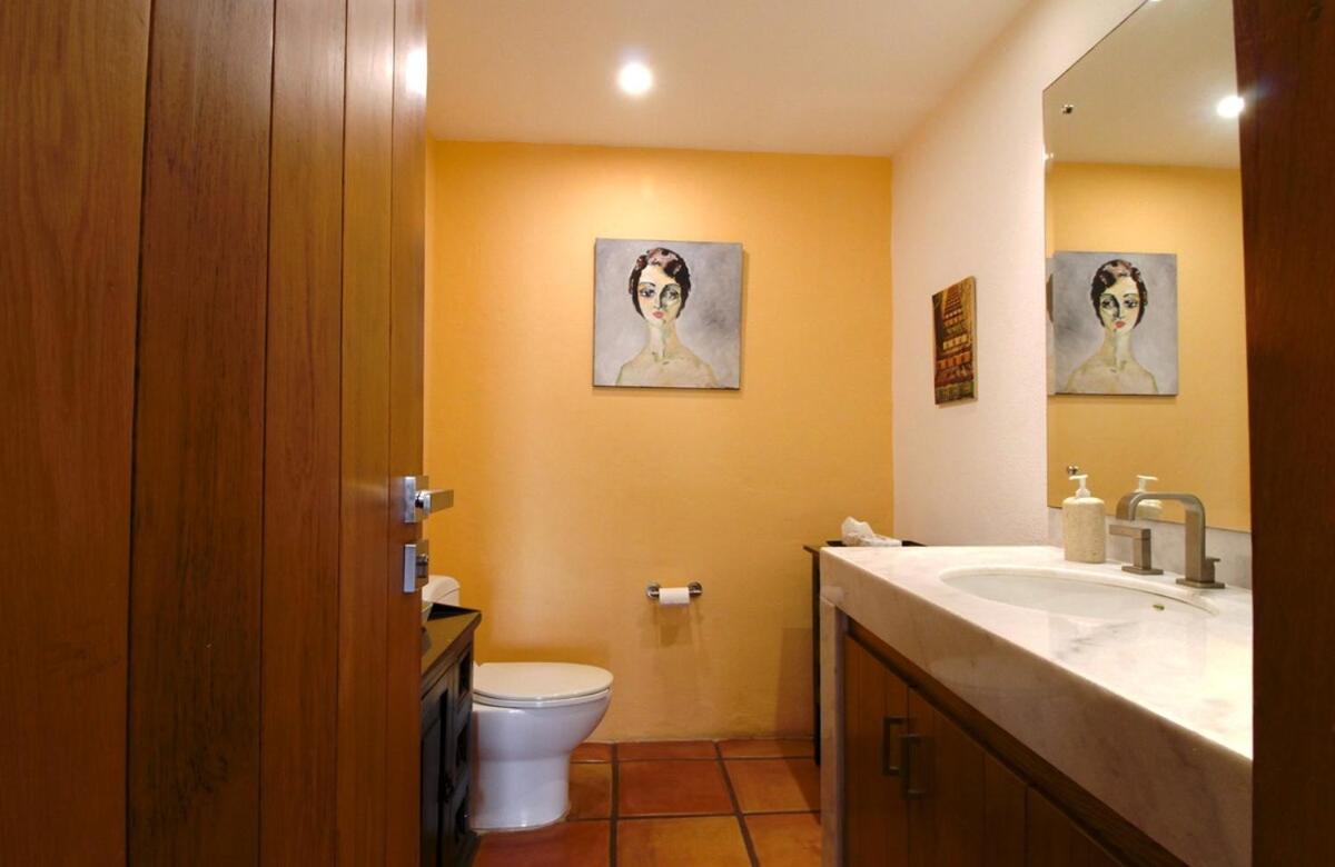 Modern Beachfront - Casa Caballito Del Mar Apartamento