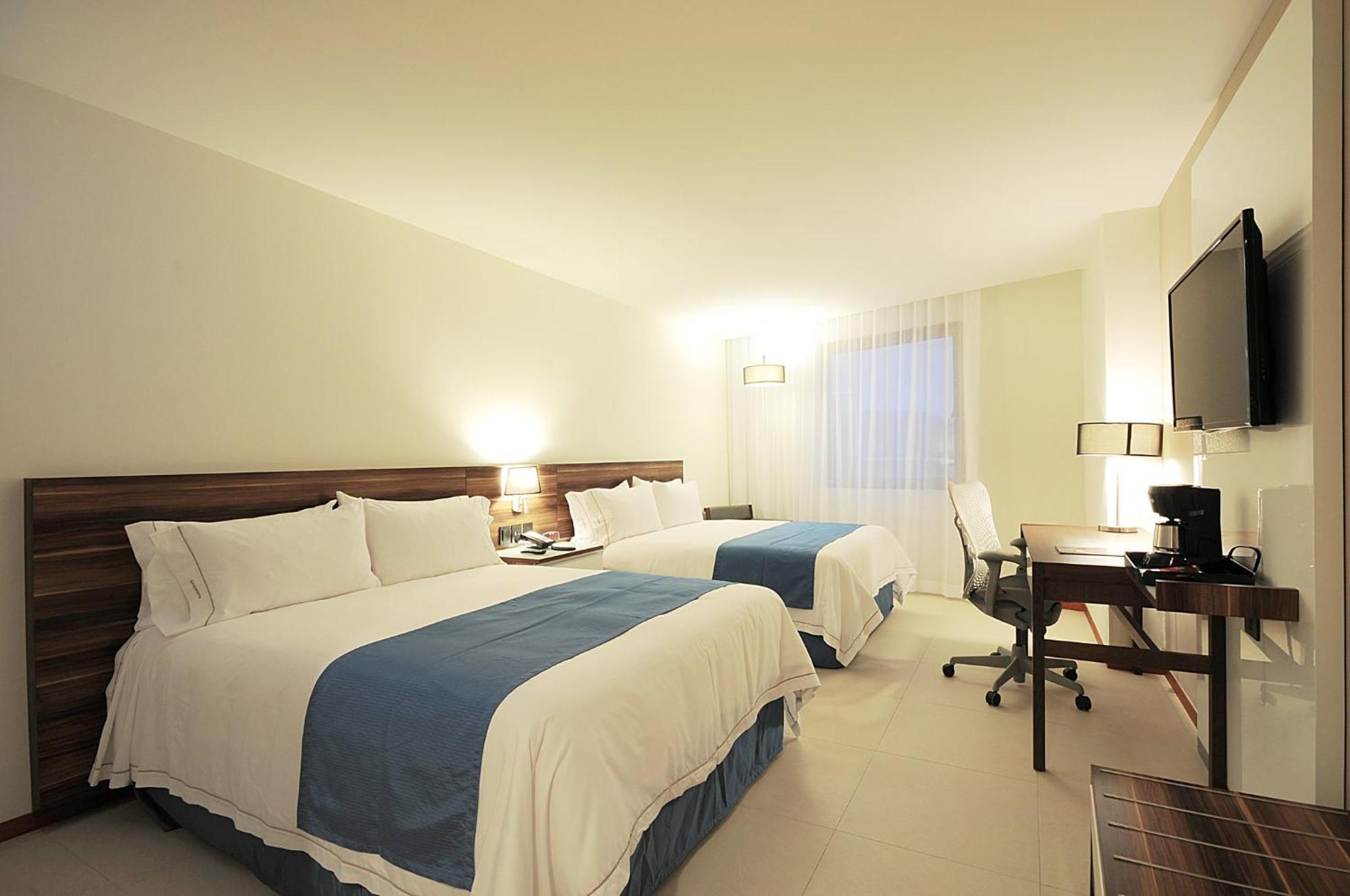 Express By Ihg Hotel Puerto Vallarta