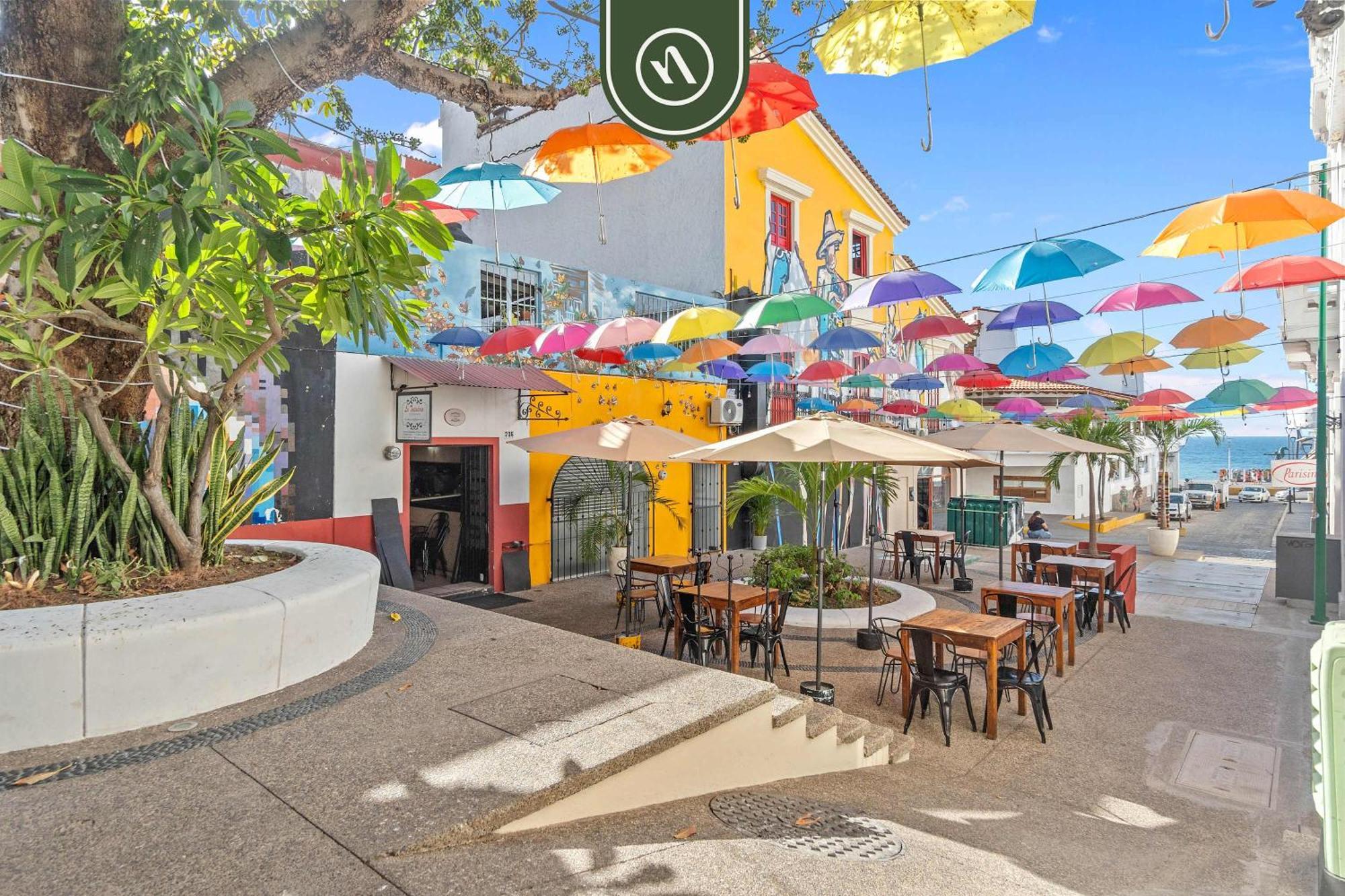 Apartment Restored Historic 2 Bedroom In Downtown - Pool Puerto Vallarta