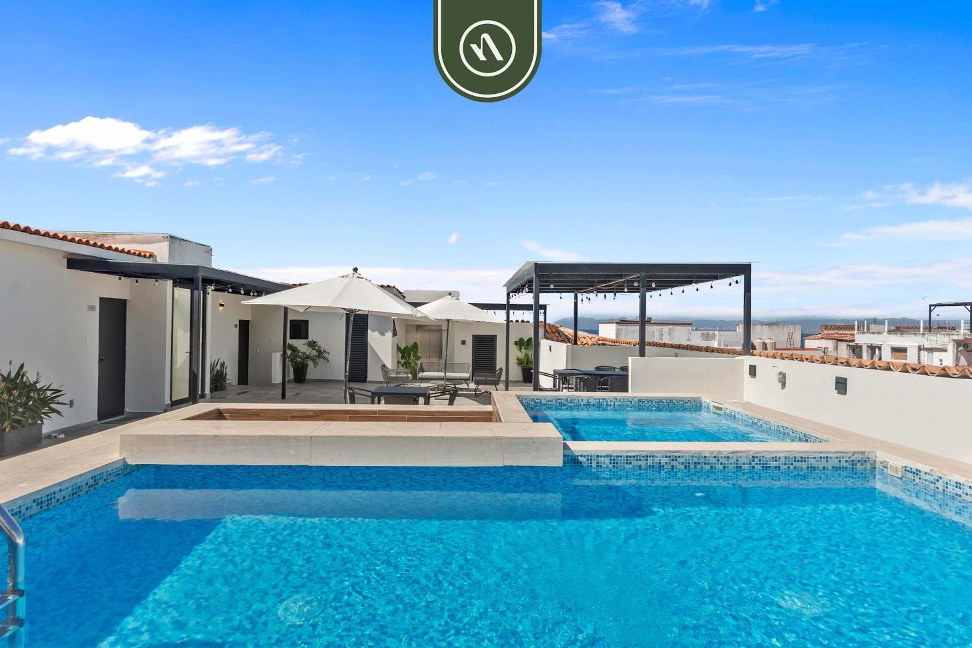 Apartment Restored Historic 2 Bedroom In Downtown - Pool Puerto Vallarta