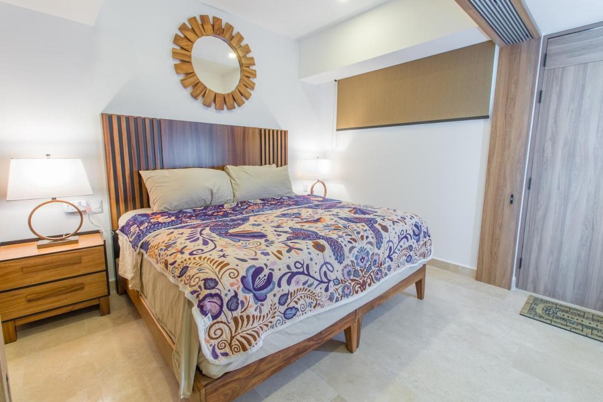 Charming Oceanfront Apartamento *