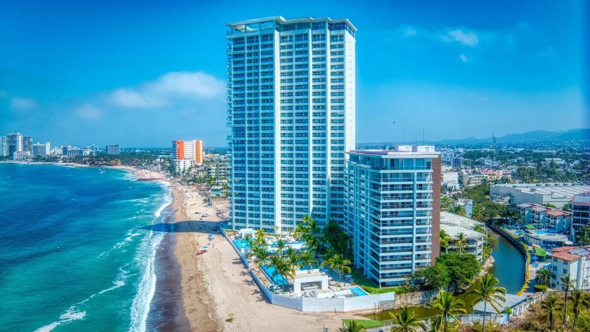 Charming Oceanfront Apartamento