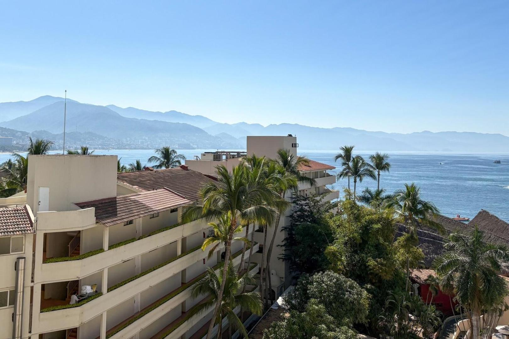 Spectacular View & Private Terrace! Puerto Vallarta