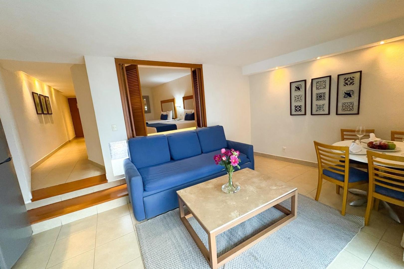 Oceanfront With Exclusive Amenities!