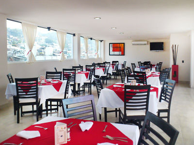 Portonovo Plaza Malecon Hotel 3*