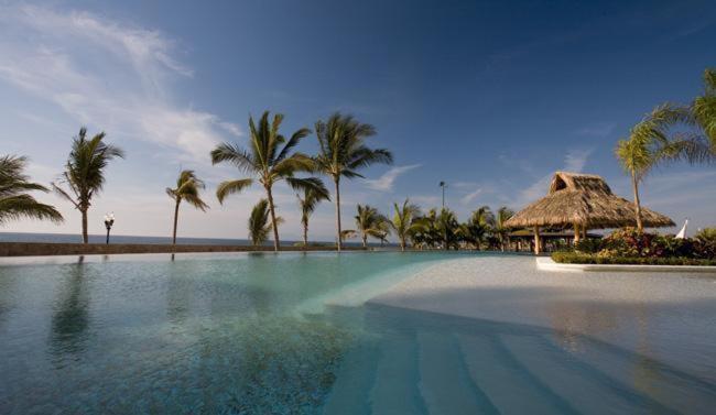 Hotel Molino De Agua 4*
