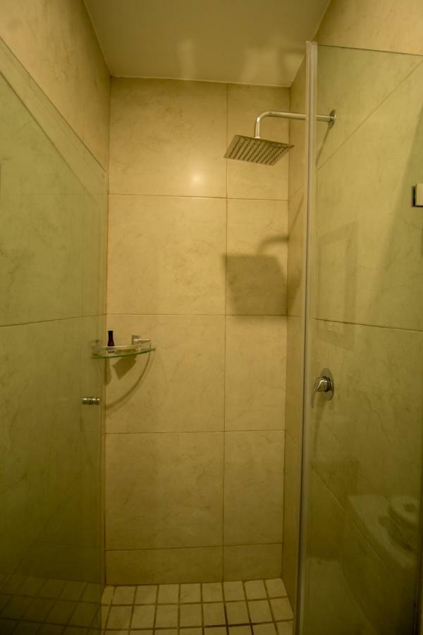 Niza Five Luxury Inn