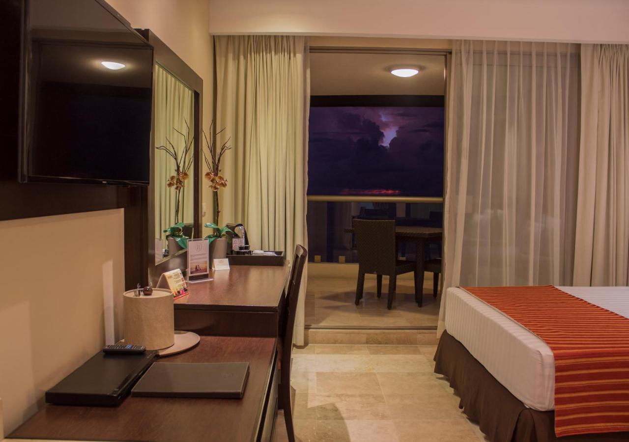 Sunset Plaza Beach All Inclusive Resort 4*