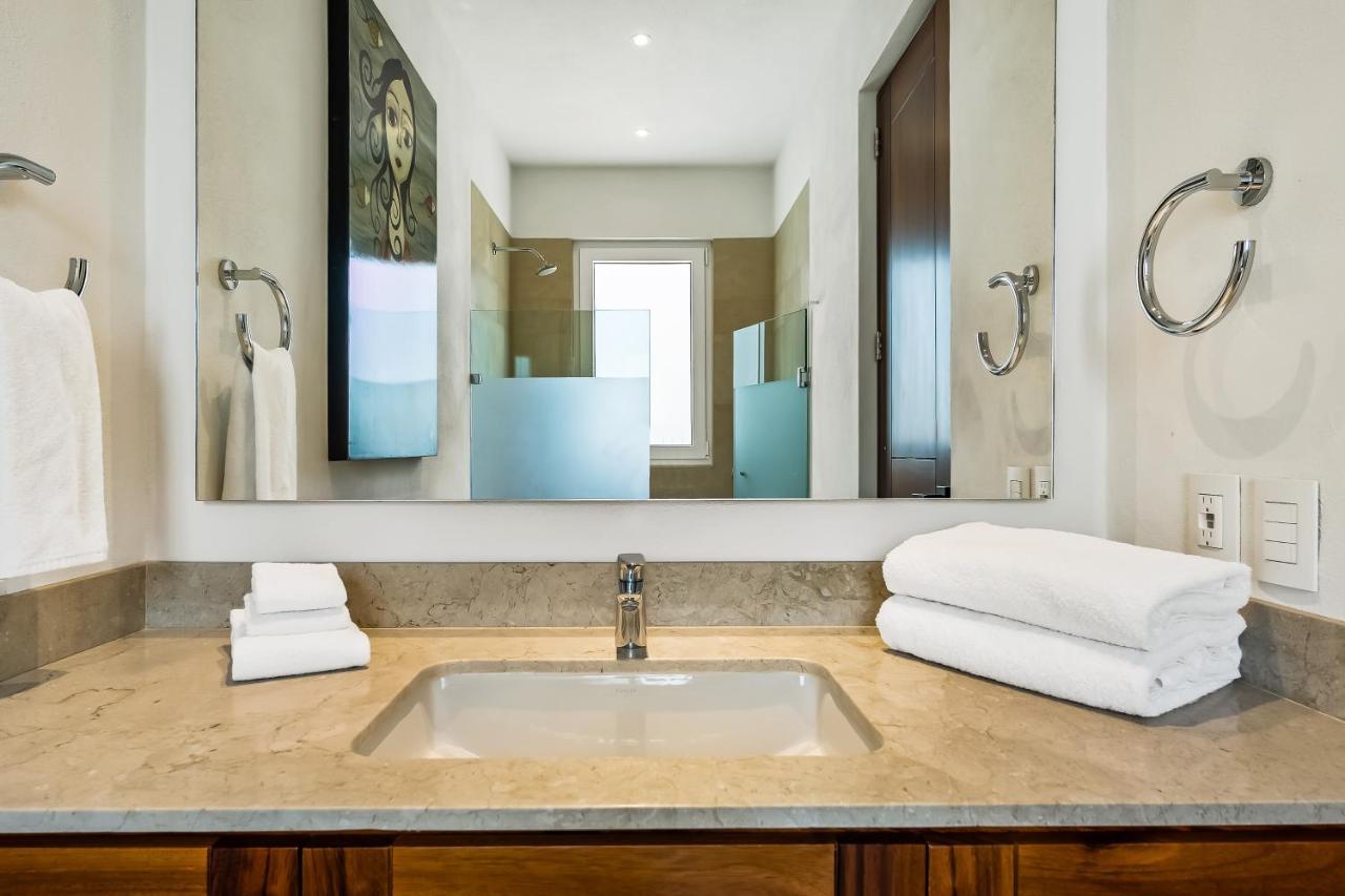 Xalli Arcos Ph 1002 Apartment