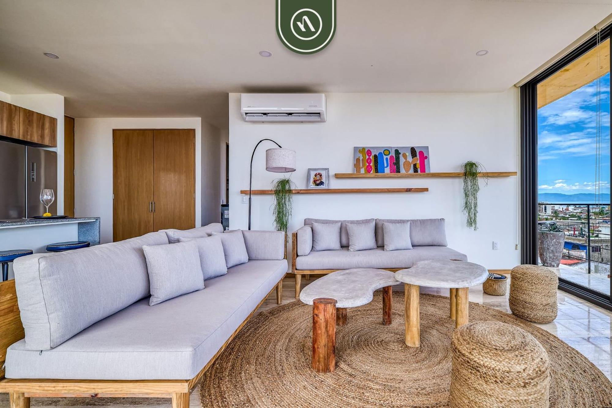 Brand New 2br Right Next To Center - Pool Apartment
