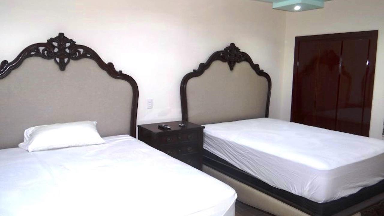 Unlimited Luxury Tules