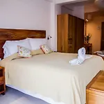 Hotel Andales On The Bay Suites