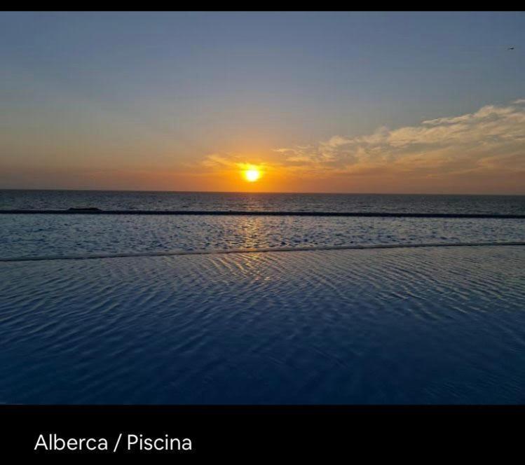 Beachfront Peninsula Apartment Puerto Vallarta