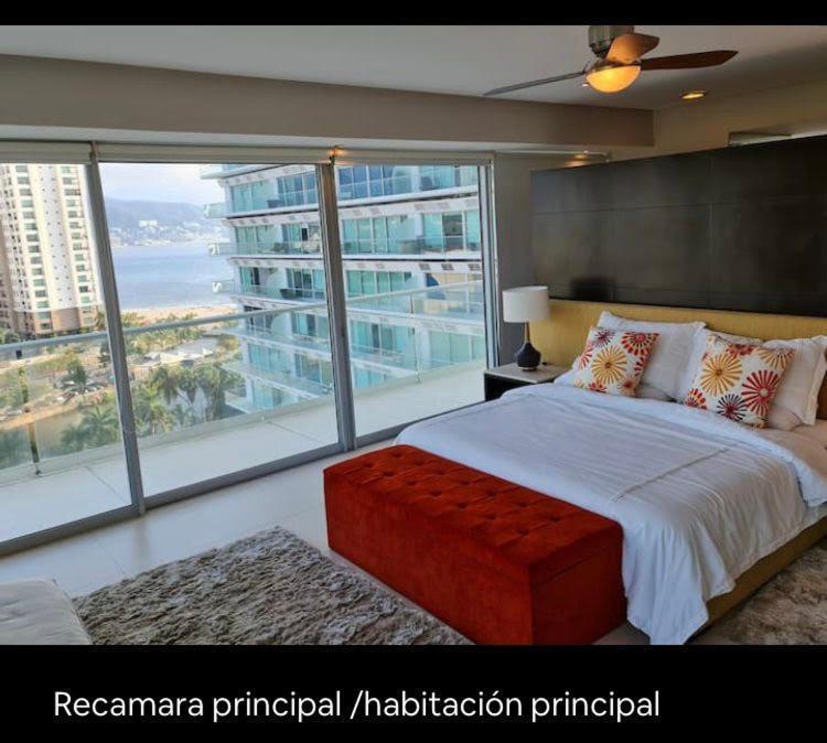 Beachfront Peninsula Apartment