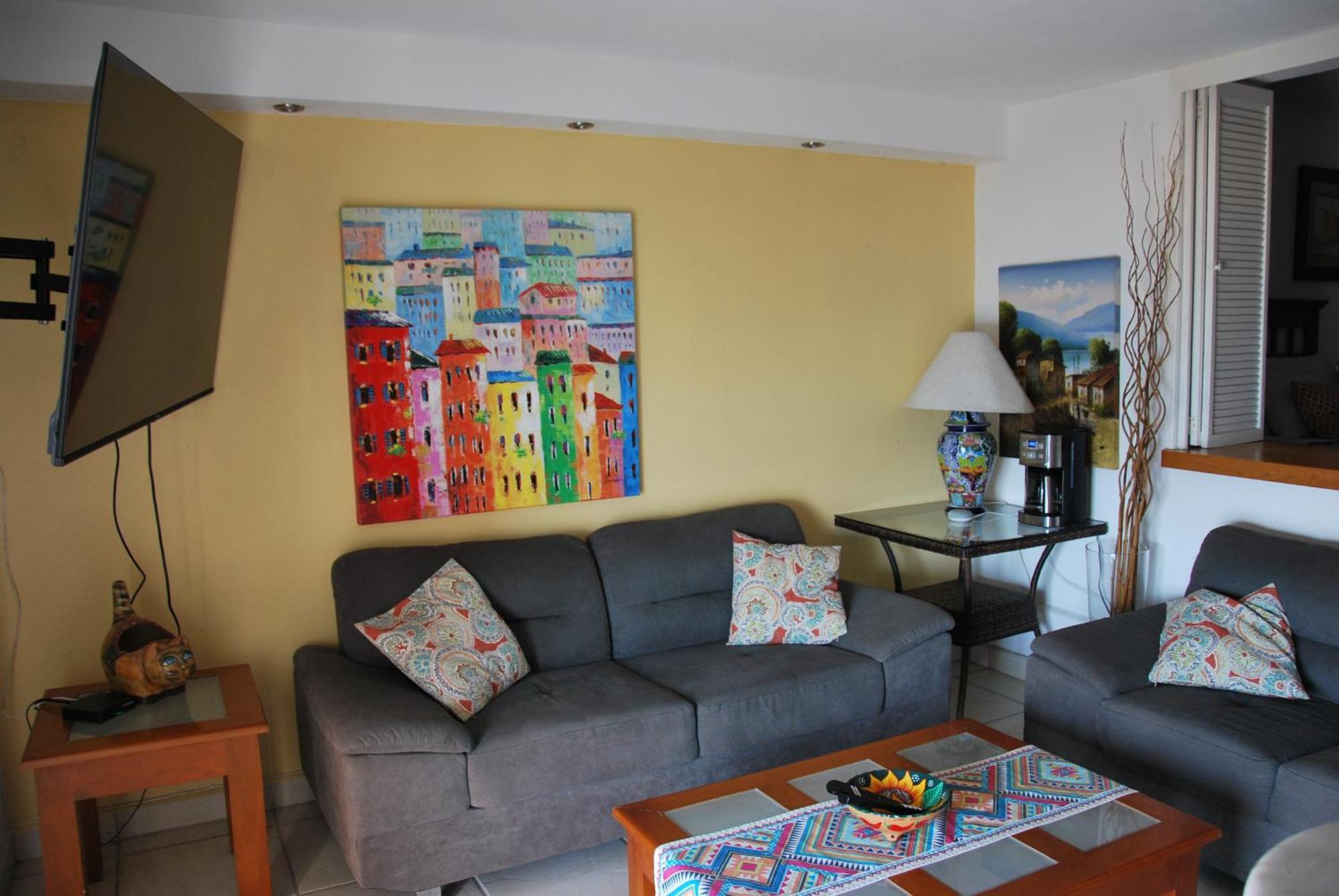 Apartment Beachfront View Beside La Isla Mall